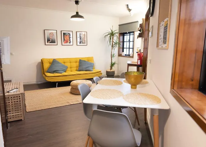 Invicta Flats 2 - Apartman *