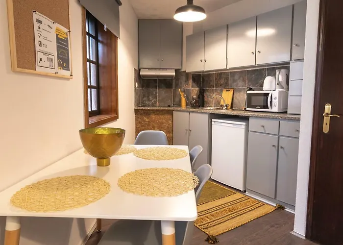 Invicta Flats 2 - Apartman *